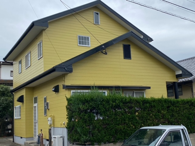 屋根・外壁塗装の完了写真です。